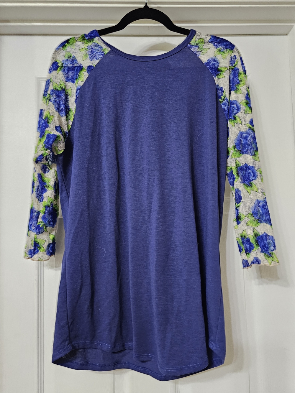 LuLaRoe Blue Body Raglan Top with Blue Floral Lace Sleeves